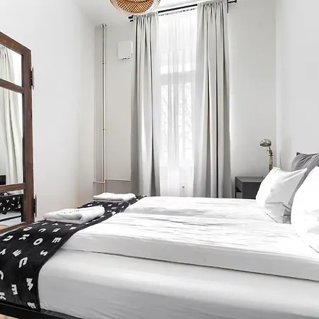 Apartment Margi Absynth Large & Comfy